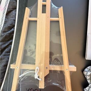 6 NEW Tabletop Natural Wood Easel Stand